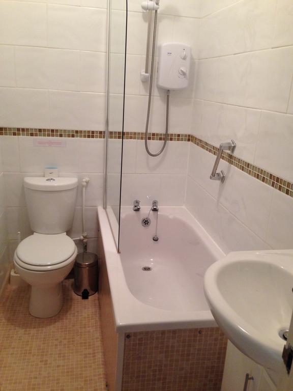 Sunningdale Apartment *